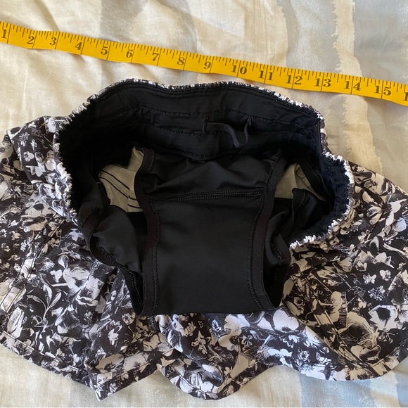 LULULEMON | Tracker short - Picture 7 of 7